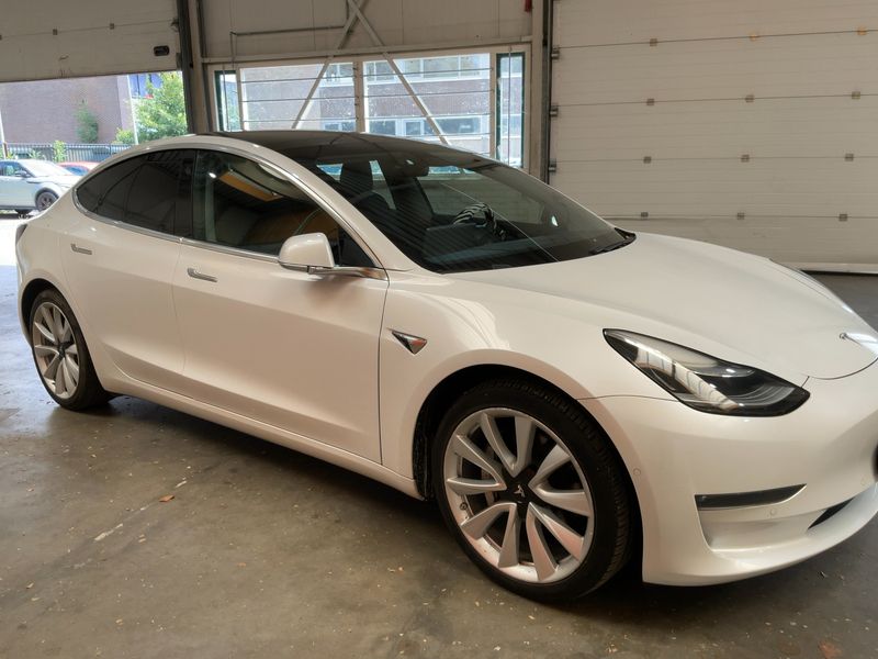Tesla Model 3 Long Range Dual Long Range Dual AWD — zdjęcie 8