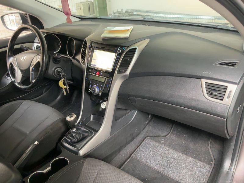 Hyundai i30 1.4 Style blue 2015 – снимка 17