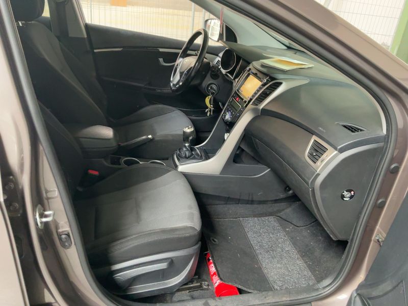 Hyundai i30 1.4 Style blue 2015 – снимка 16