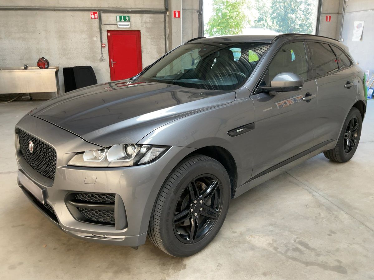 Jaguar F-Pace 2017