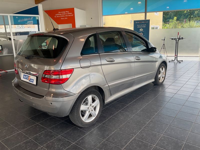 Mercedes-Benz B-Klasse B 200 — zdjęcie 2