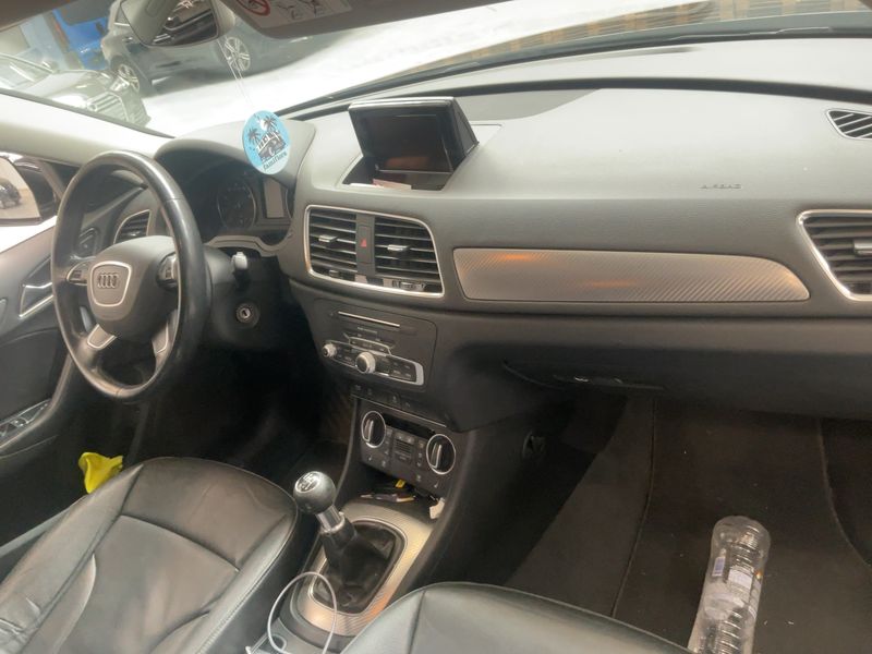 Audi Q3 1.4 TFSI ACT Design — zdjęcie 12