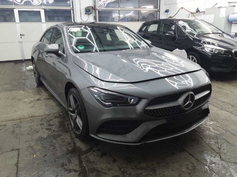 Mercedes-Benz CLA-Klasse CLA 250e AMG Line
