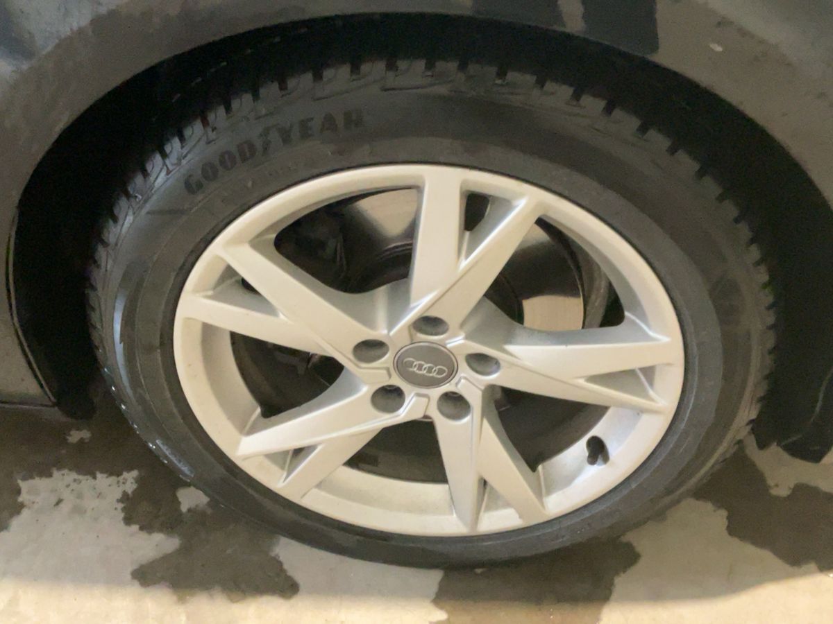 Audi A4 2017 — photo 12