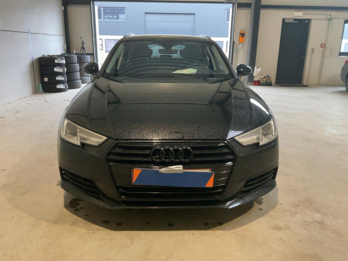 Audi A4 2017 — photo 15