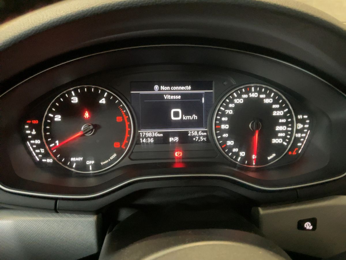 Audi A4 2017 — photo 19