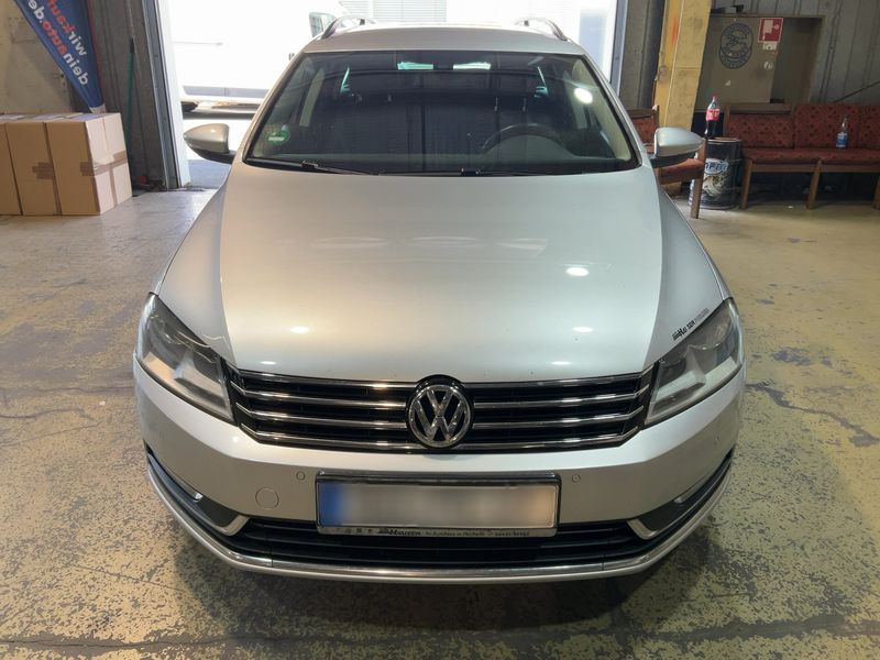 Volkswagen Passat 2.0 TDI Comfortline BlueMotion Tech 2014 – снимка 14