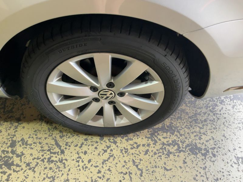 Volkswagen Passat 2.0 TDI Comfortline BlueMotion Tech 2014 – снимка 5