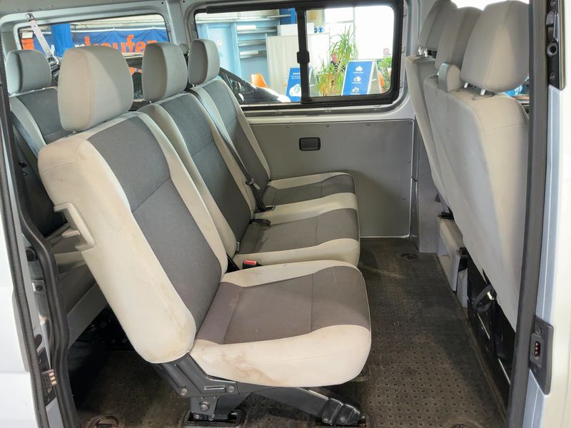Volkswagen T5 Kombi 2.0 TDI — zdjęcie 14