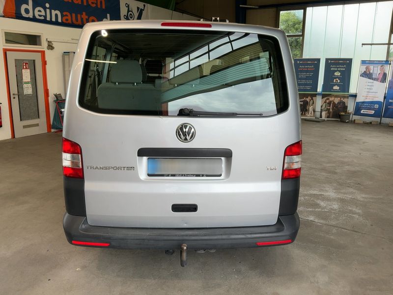 Volkswagen T5 Kombi 2.0 TDI — zdjęcie 5