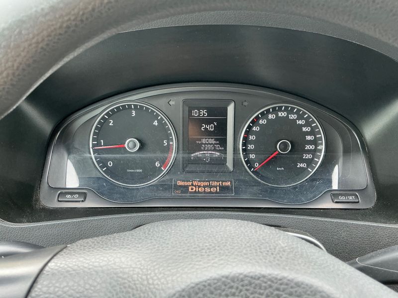 Volkswagen T5 Kombi 2.0 TDI — zdjęcie 13
