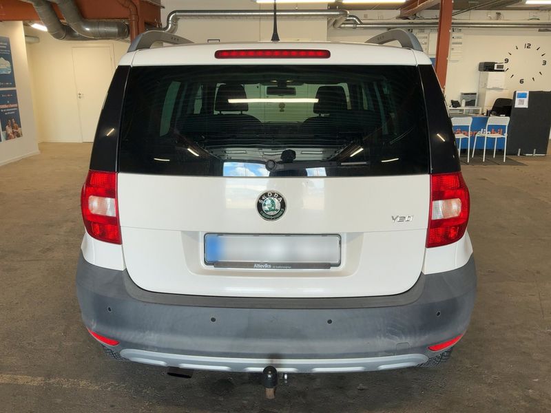 Skoda Yeti 1.2 TSI Experience 2010 – снимка 7
