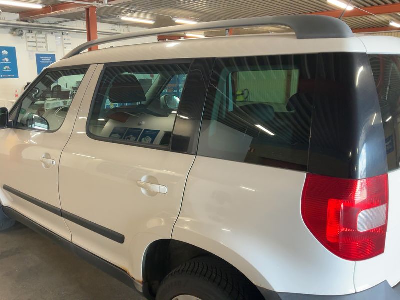 Skoda Yeti 1.2 TSI Experience 2010 – снимка 6