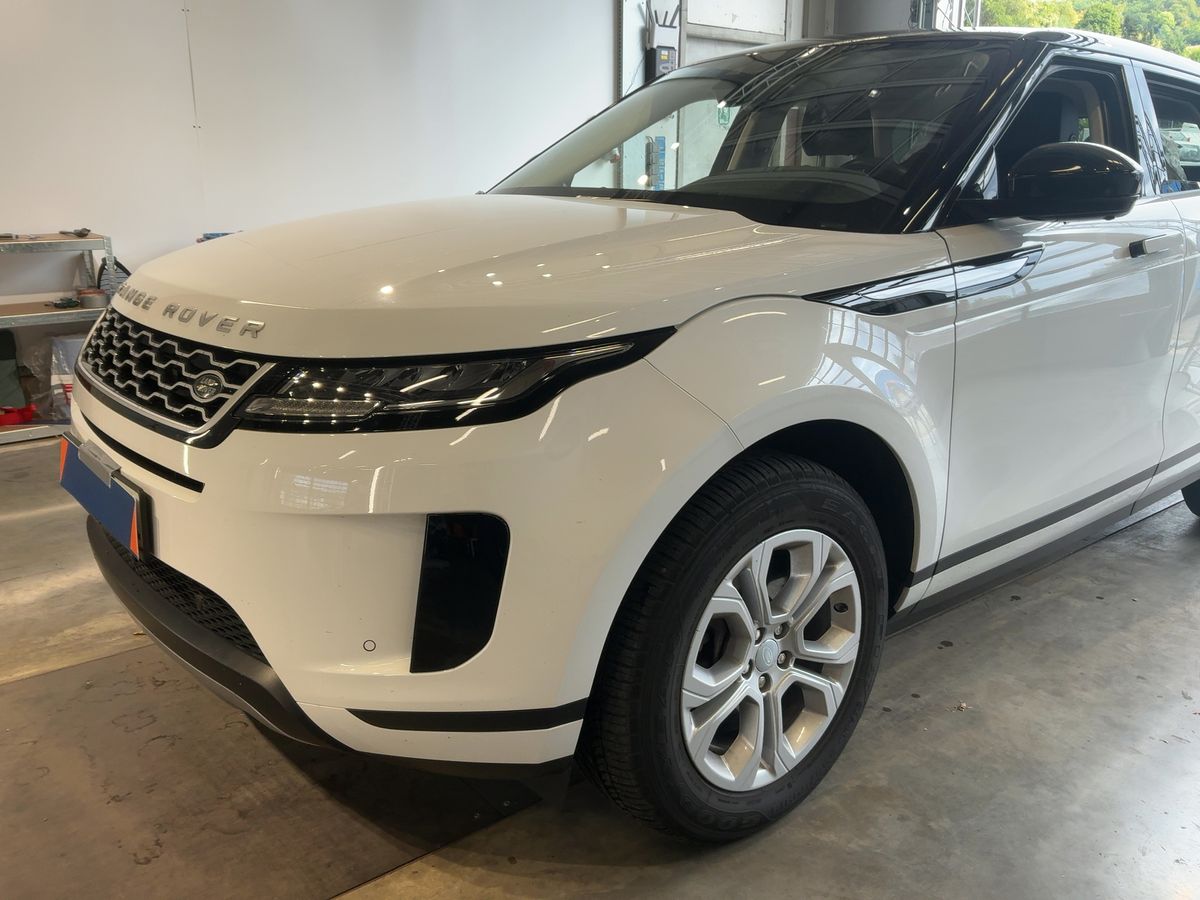 Land Rover Evoque P300e Hybrid S