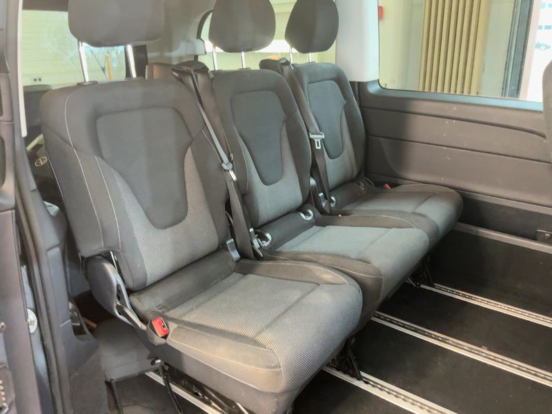 Mercedes-Benz V-Klasse V 220 d lang BlueTEC Edition — zdjęcie 14