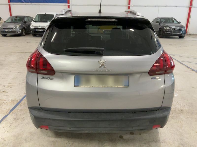 Peugeot 2008 1.2 VTi Style — zdjęcie 5