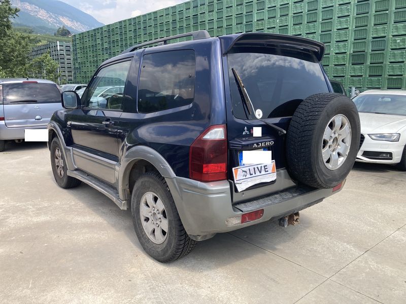 Mitsubishi Pajero 3.2 DI-D — zdjęcie 3