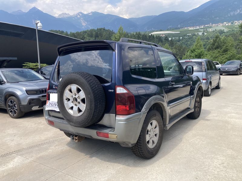 Mitsubishi Pajero 3.2 DI-D — zdjęcie 5