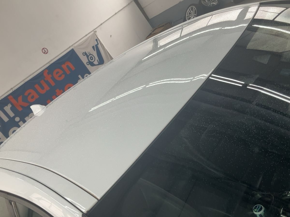 Jaguar E-Pace 2019 — photo 14