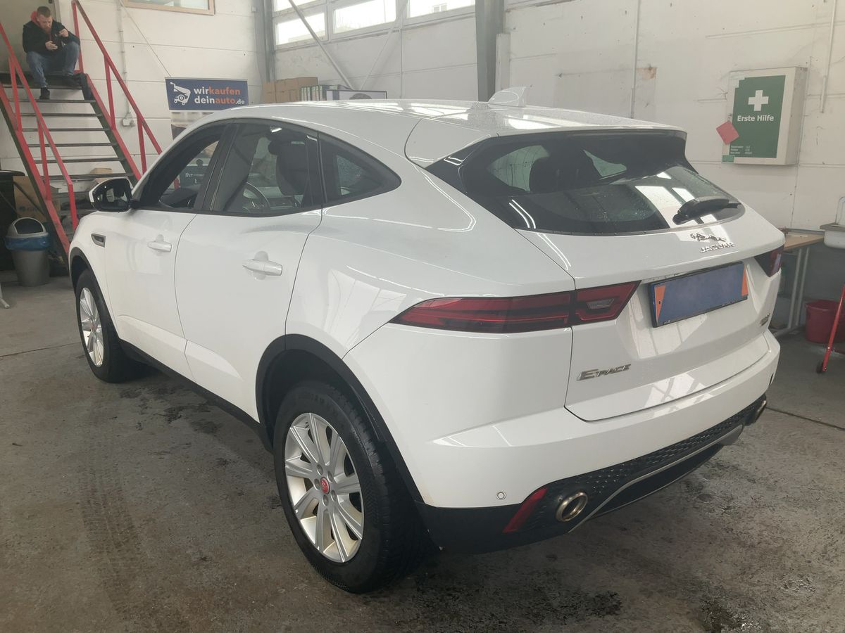 Jaguar E-Pace 2019 — photo 7