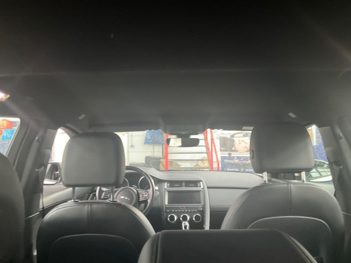 Jaguar E-Pace 2019 — photo 34