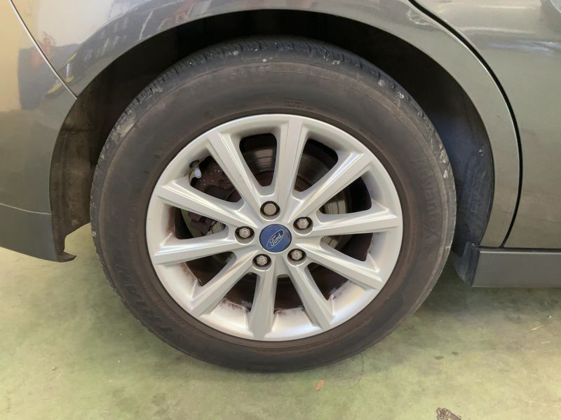 Ford C-Max 1.5 EcoBoost Titanium 2016 – снимка 9