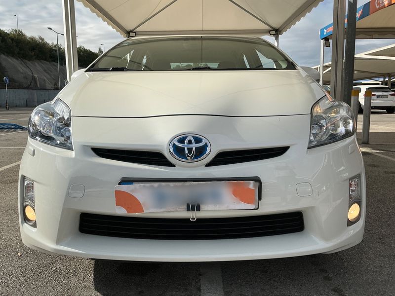 Toyota Prius 1.8 Executive 2012 – снимка 14