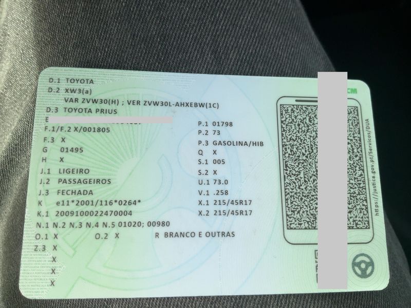 Toyota Prius 1.8 Executive 2012 – снимка 21
