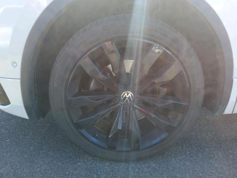 Volkswagen Tiguan Allspace 2.0 TDI R-Line 4Motion — zdjęcie 22