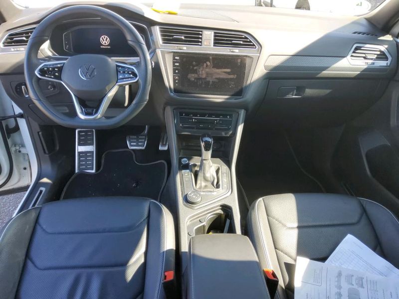 Volkswagen Tiguan Allspace 2.0 TDI R-Line 4Motion — zdjęcie 19