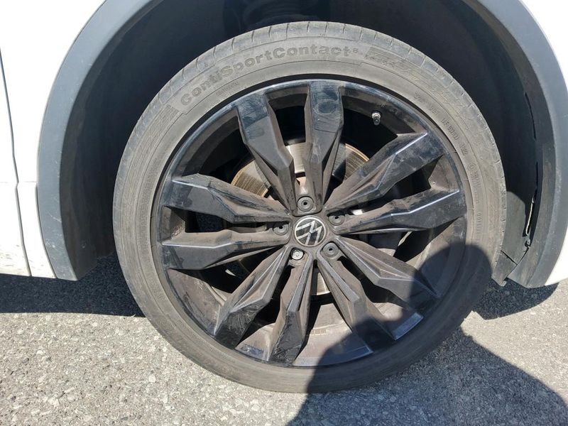 Volkswagen Tiguan Allspace 2.0 TDI R-Line 4Motion — zdjęcie 23