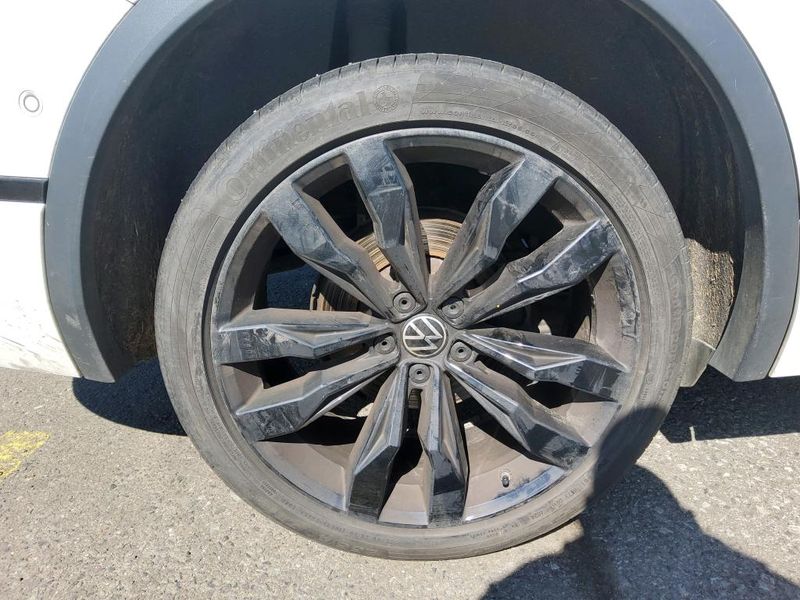 Volkswagen Tiguan Allspace 2.0 TDI R-Line 4Motion — zdjęcie 25