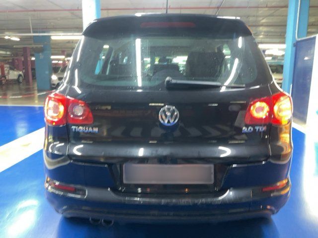 Volkswagen Tiguan 2.0 TDI Sport 2010 – снимка 7