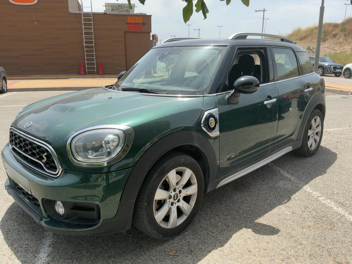 MINI Countryman 2018 — photo 1
