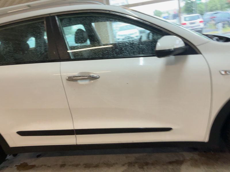 Kia Niro 1.6 Hybrid Vision — zdjęcie 7