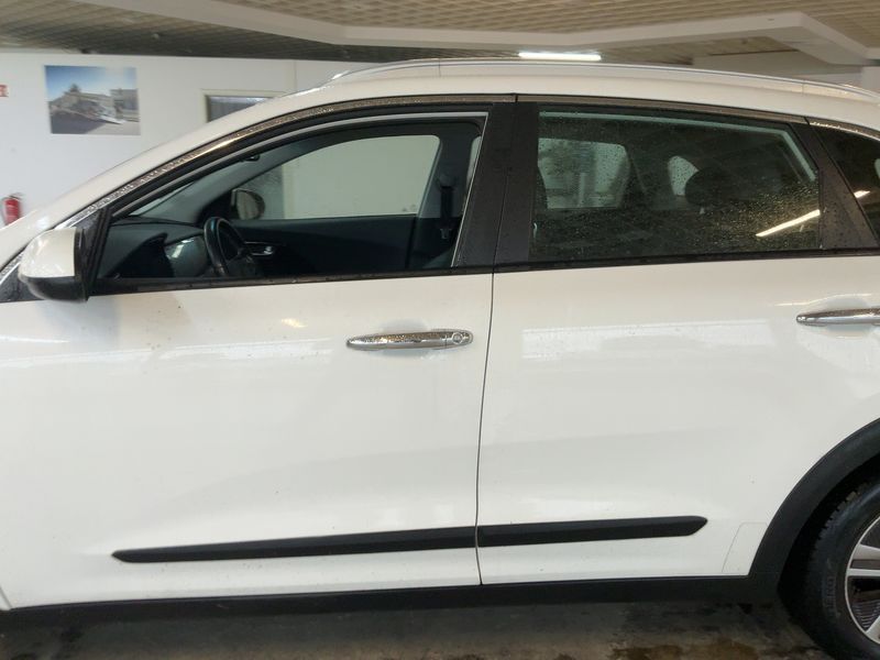 Kia Niro 1.6 Hybrid Vision — zdjęcie 4
