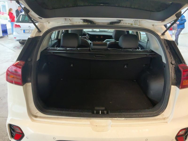 Kia Niro 1.6 Hybrid Vision — zdjęcie 10