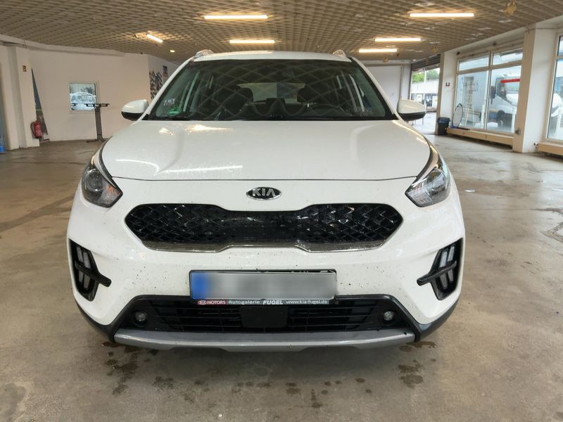 Kia Niro 1.6 Hybrid Vision — zdjęcie 9
