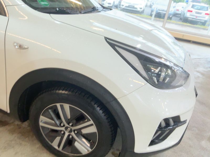 Kia Niro 1.6 Hybrid Vision — zdjęcie 8