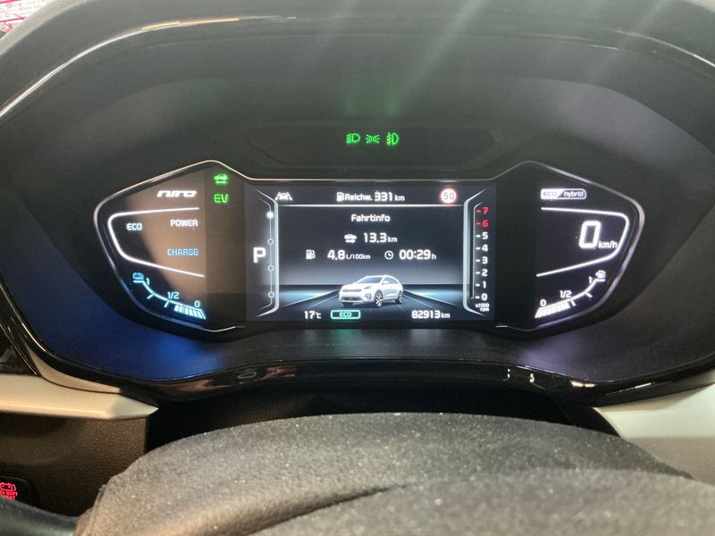Kia Niro 1.6 Hybrid Vision — zdjęcie 13
