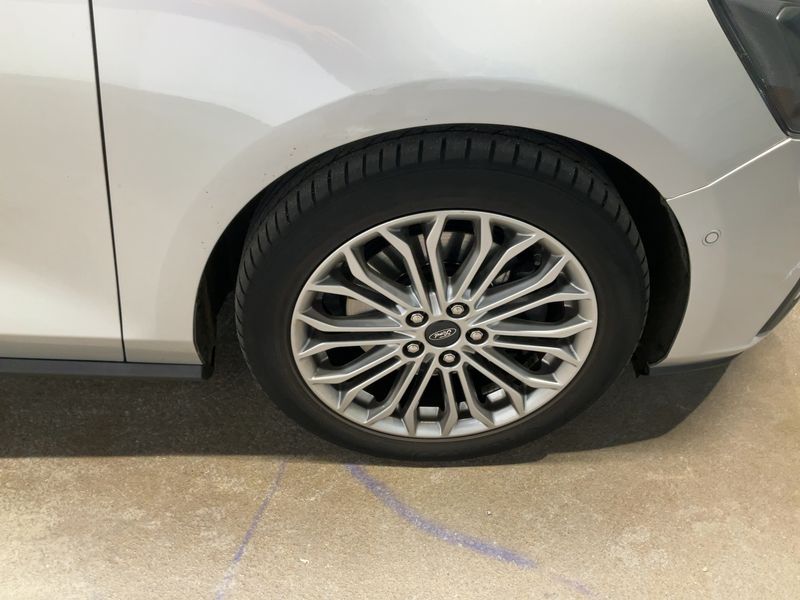 Ford Focus 2.0 TDCi EcoBlue Titanium 2021 – снимка 11