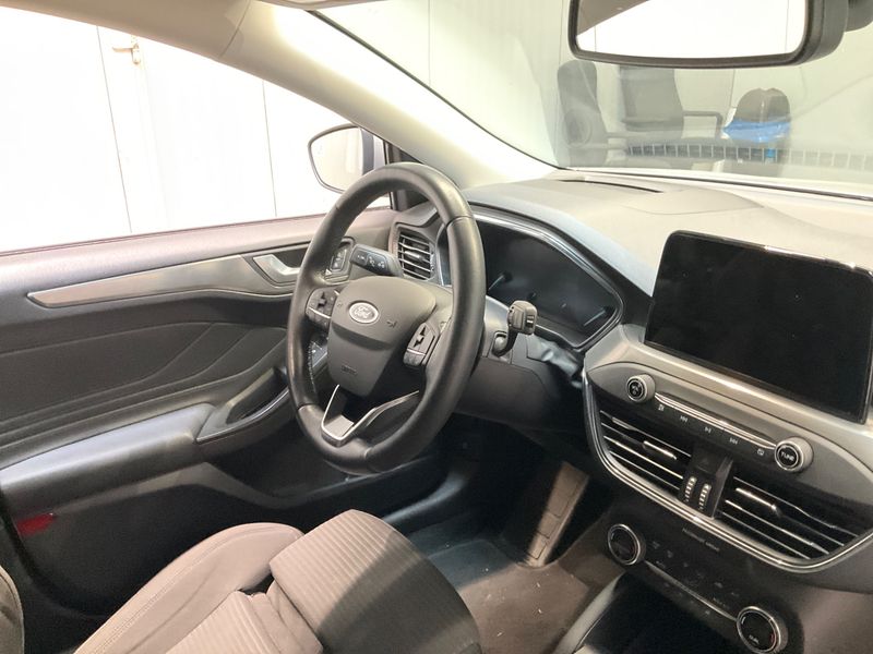 Ford Focus 2.0 TDCi EcoBlue Titanium 2021 – снимка 25