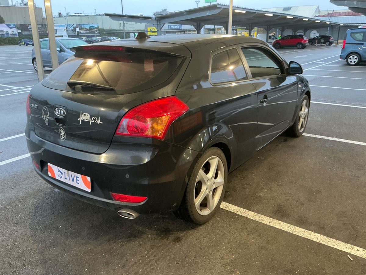 Kia pro_cee'd 2.0 Emotion