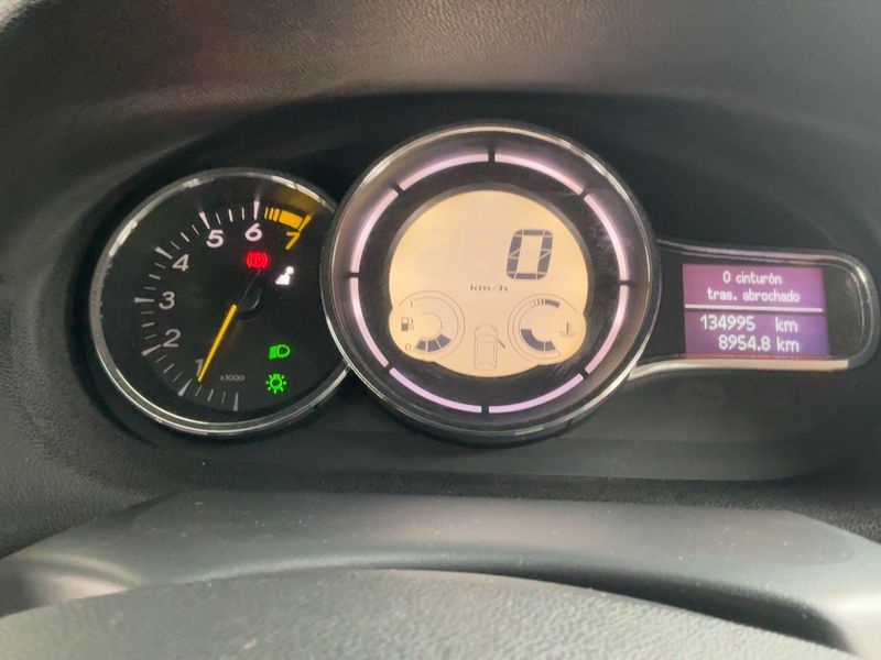 Renault Megane 1.6 Dynamique — zdjęcie 13