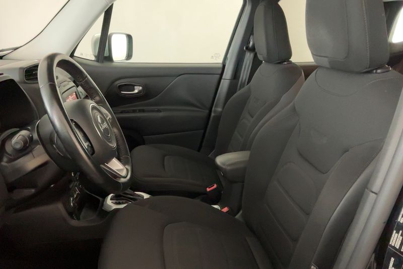 Jeep Renegade 2.0 M-Jet Limited 4WD — zdjęcie 11