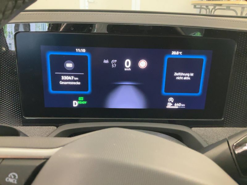 Volkswagen Passat 1.5 eTSI — zdjęcie 13