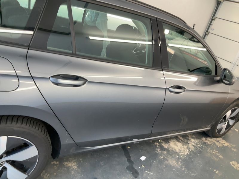 Volkswagen Passat 1.5 eTSI — zdjęcie 7