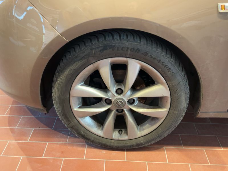 Opel Adam 1.4 Jam 2016 – снимка 3