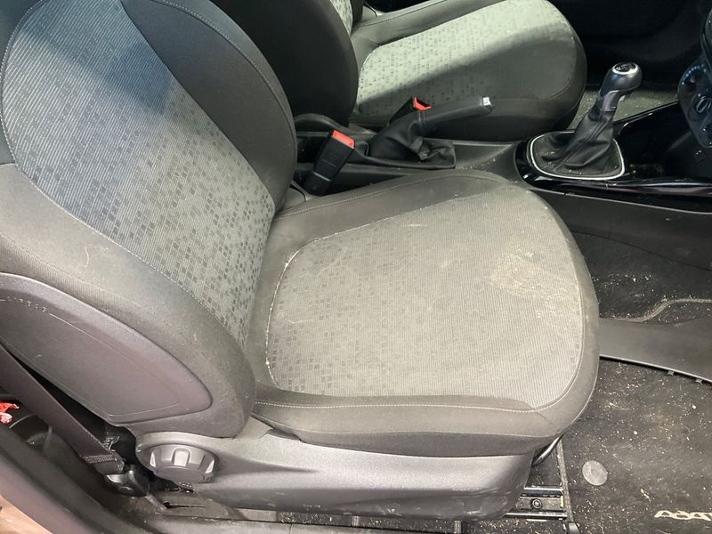 Opel Adam 1.4 Jam 2016 – снимка 35
