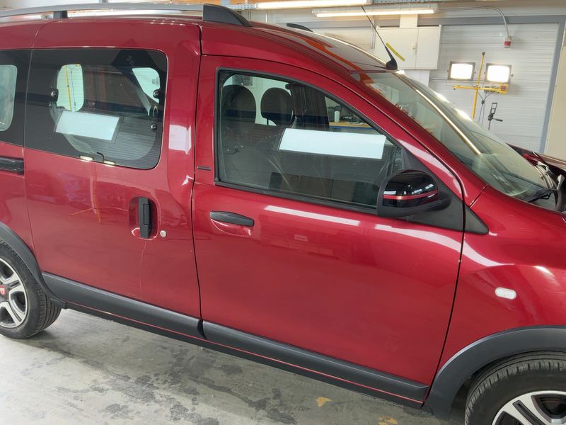 Dacia Dokker 1.6 SCe Stepway Charisma — zdjęcie 7